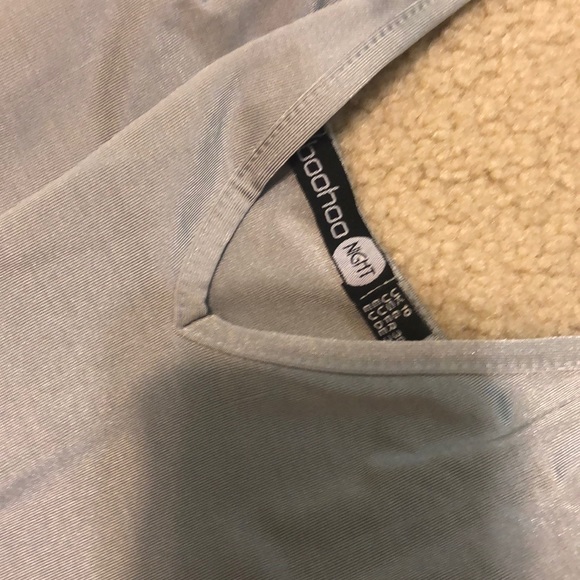 Formal dress! - Picture 3 of 3